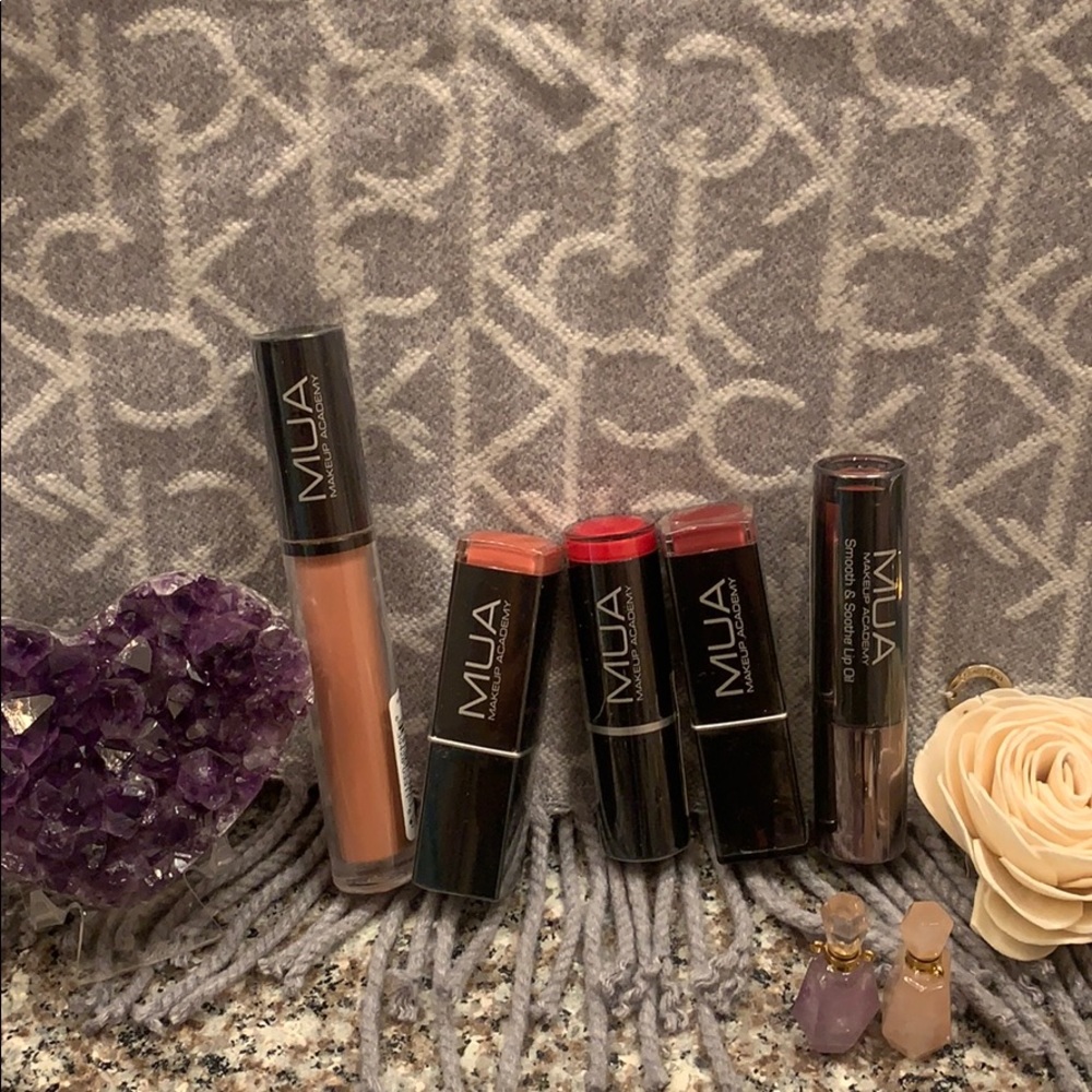 MUA Lipies 5 Total